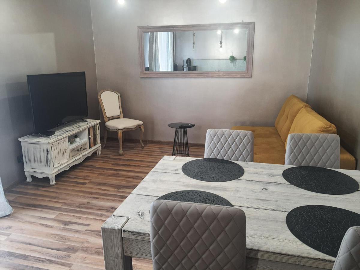 Ferienwohnung Apartament Nad Fontanna Malbork Exterior foto